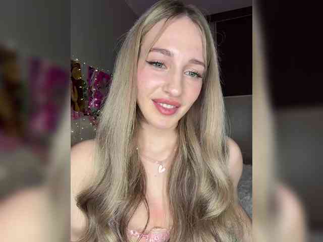 Model: VictoriaBix