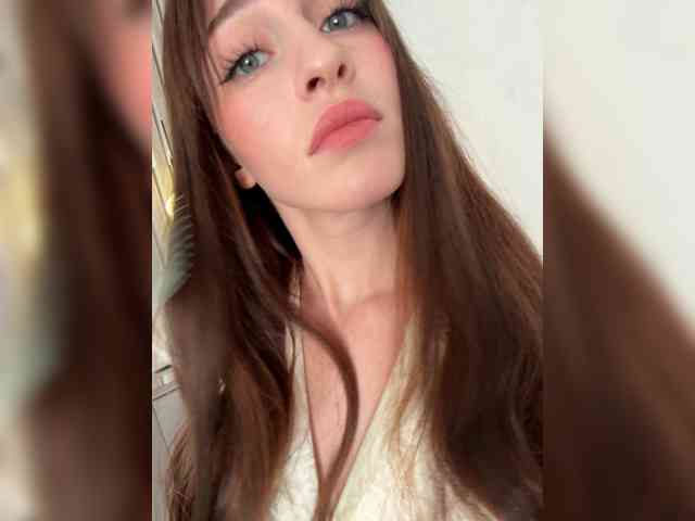 VictoriaBix webcam