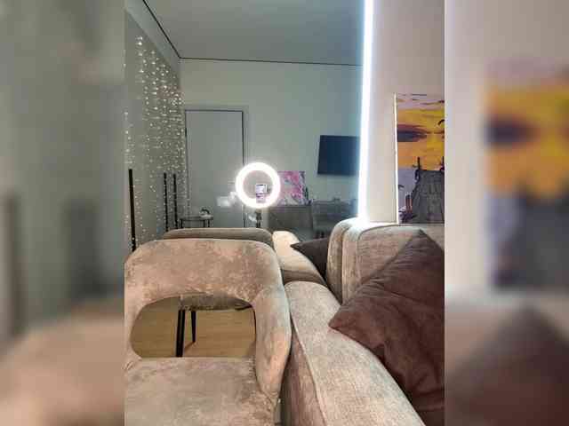 VictoriaBix webcam