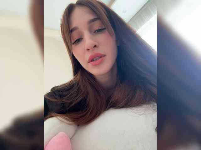 VictoriaBix webcam