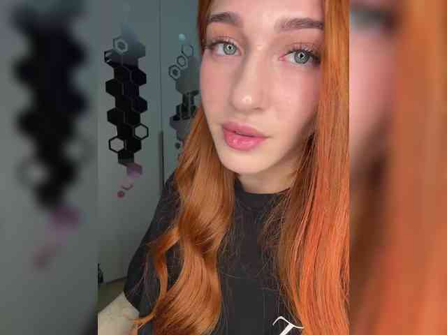VictoriaBix webcam
