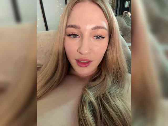 VictoriaBix webcam