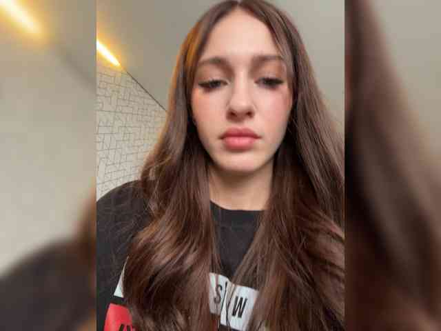 VictoriaBix webcam