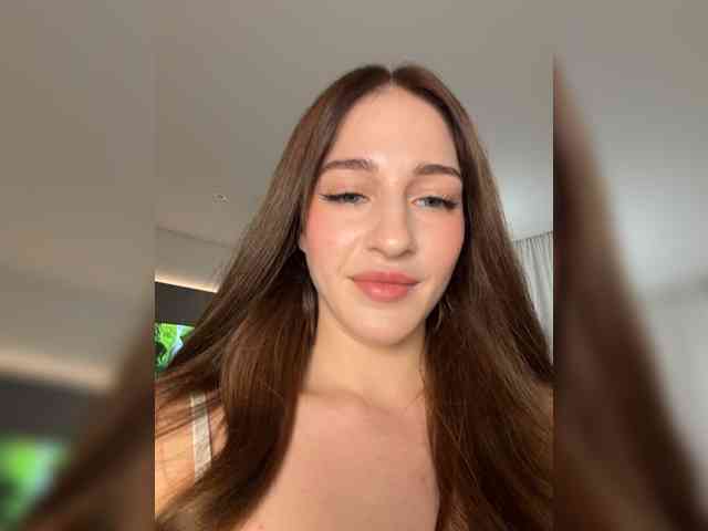 VictoriaBix webcam