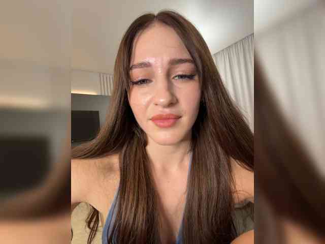 VictoriaBix webcam