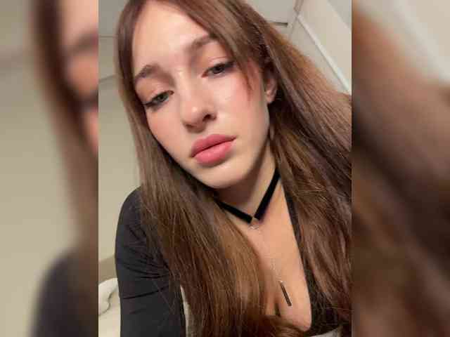 VictoriaBix webcam