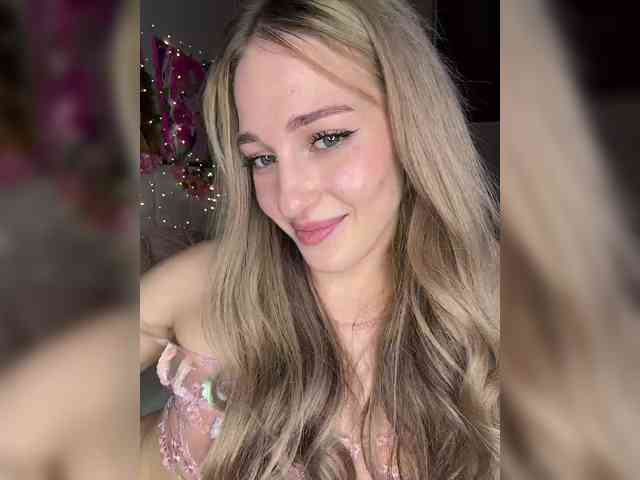 VictoriaBix webcam
