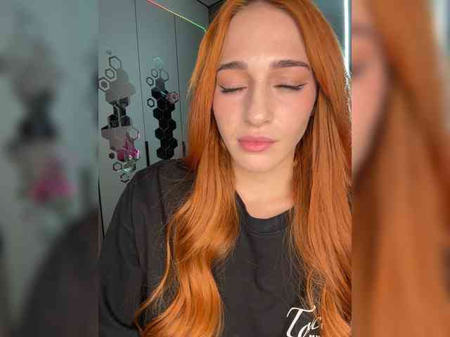 VictoriaBix webcam