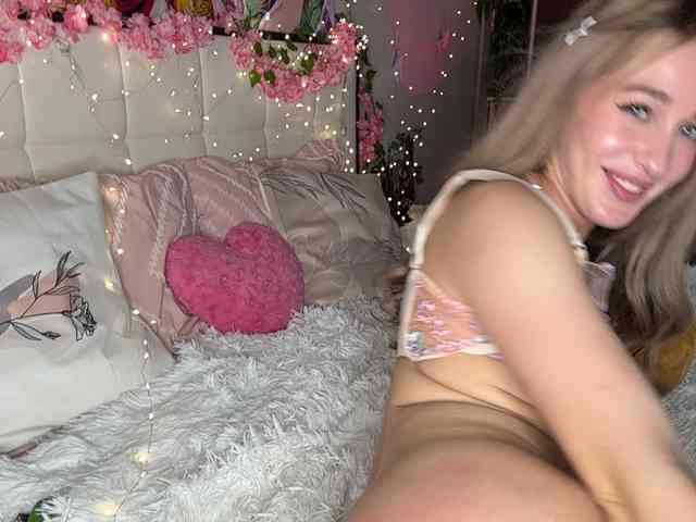 VictoriaBix webcam