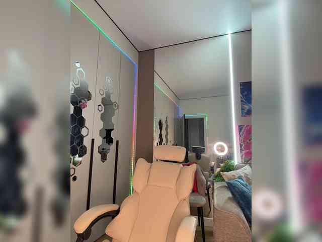VictoriaBix webcam
