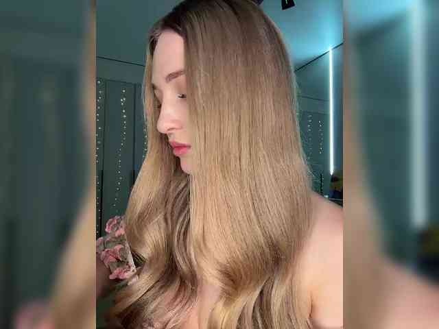 VictoriaBix webcam