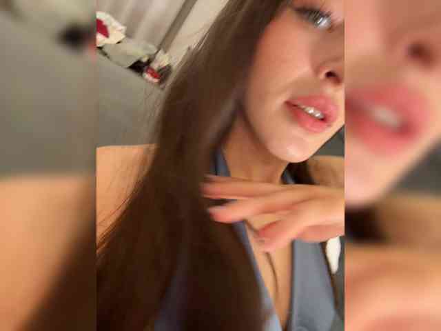 VictoriaBix webcam
