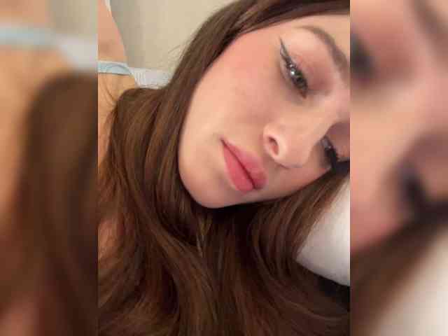 VictoriaBix webcam