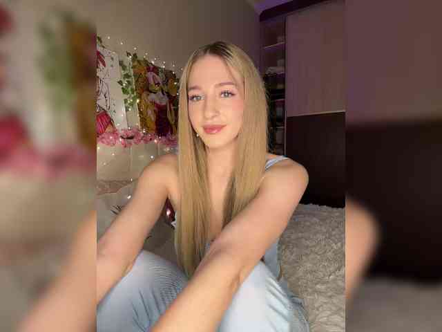 VictoriaBix webcam