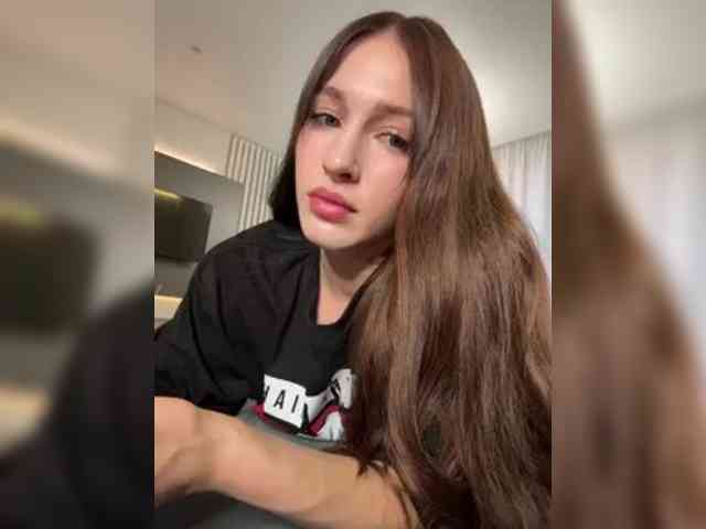 VictoriaBix webcam
