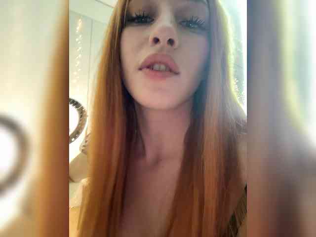 VictoriaBix webcam