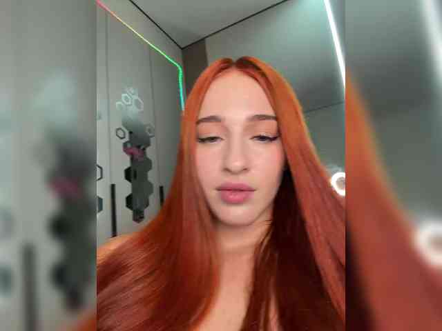VictoriaBix webcam