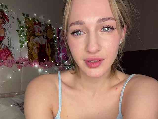 VictoriaBix webcam