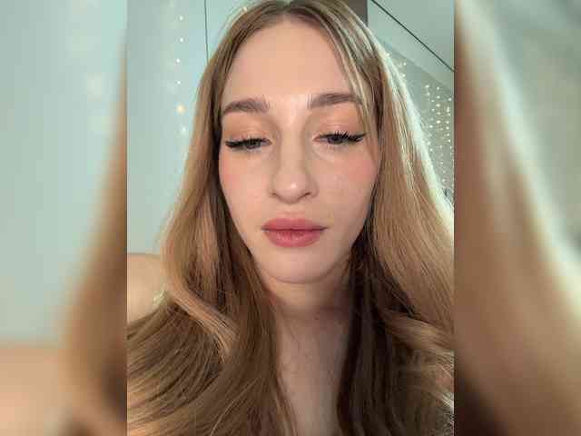 VictoriaBix webcam