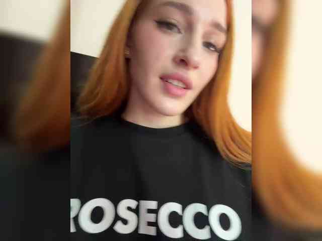VictoriaBix webcam