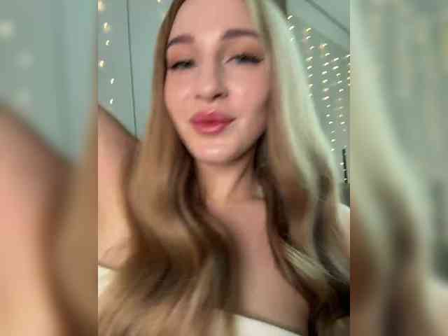 VictoriaBix webcam