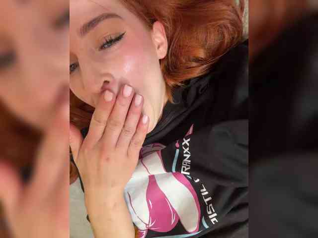 VictoriaBix webcam