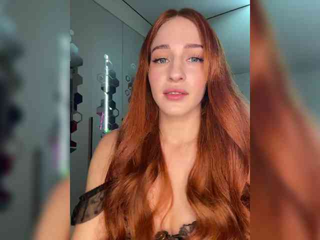 VictoriaBix webcam