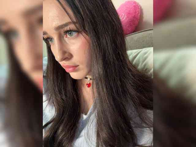 VictoriaBix webcam