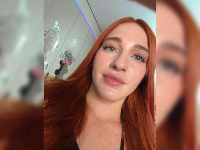VictoriaBix webcam