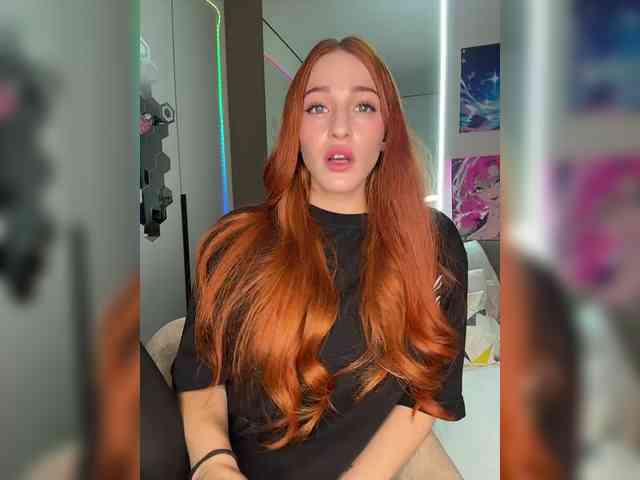 VictoriaBix webcam