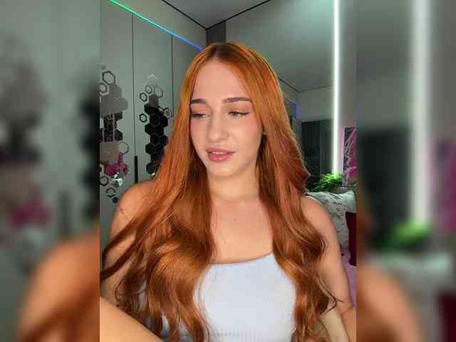 VictoriaBix webcam