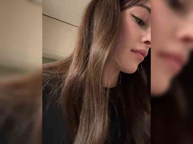 VictoriaBix webcam