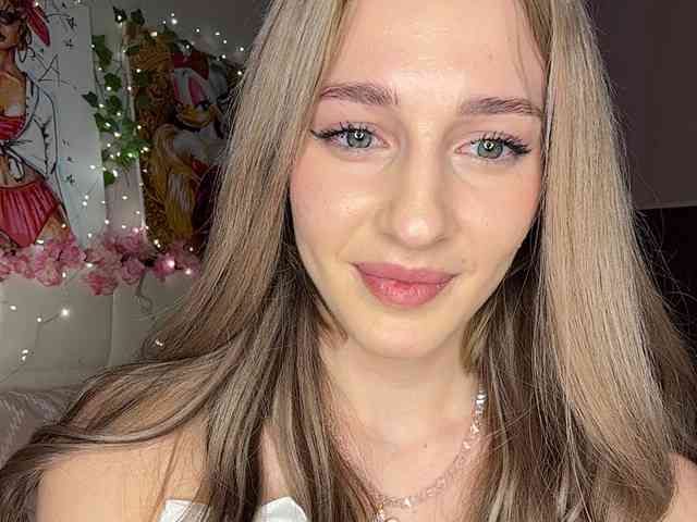 VictoriaBix webcam