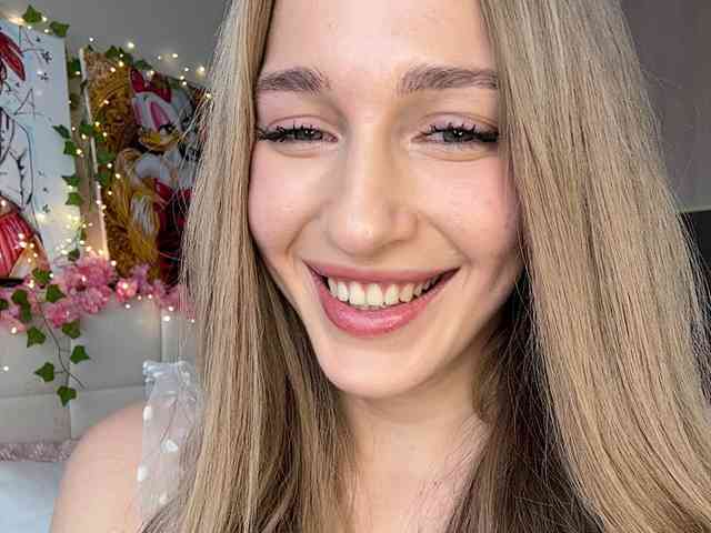 VictoriaBix webcam