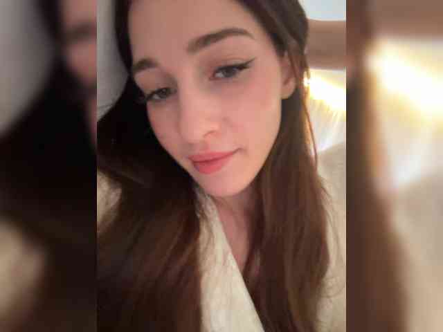 VictoriaBix webcam