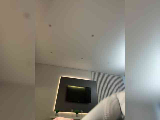 VictoriaBix webcam
