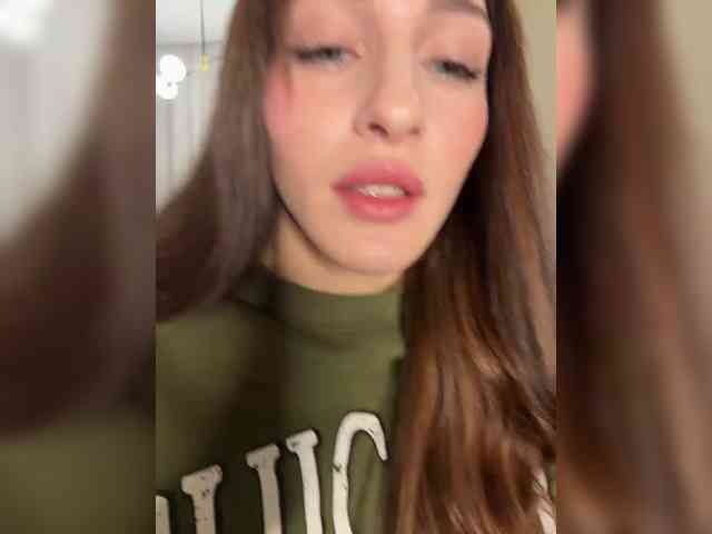 VictoriaBix webcam