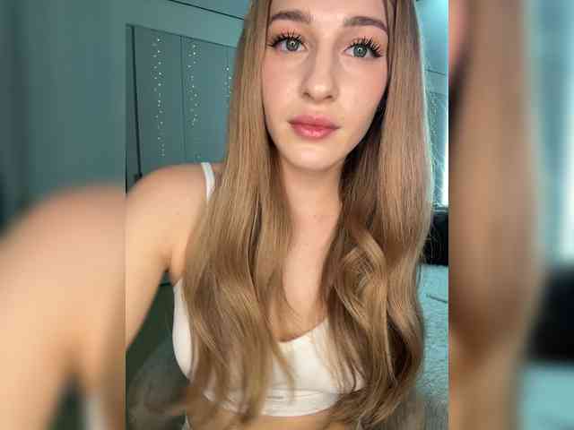 VictoriaBix webcam
