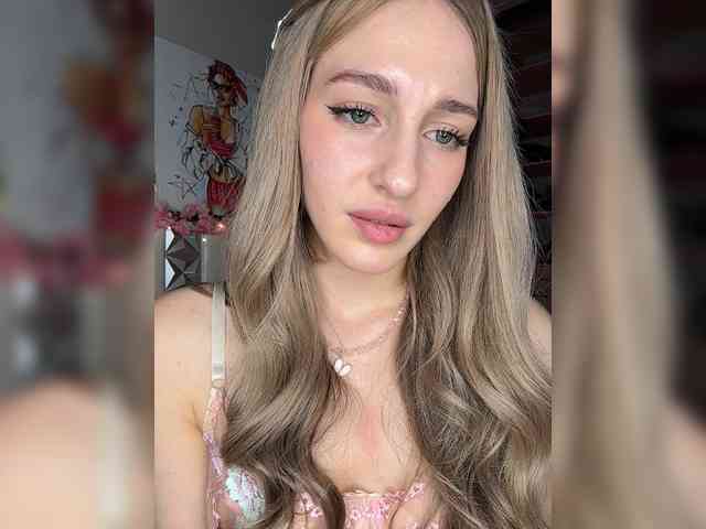 VictoriaBix webcam