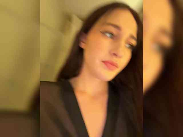 VictoriaBix webcam