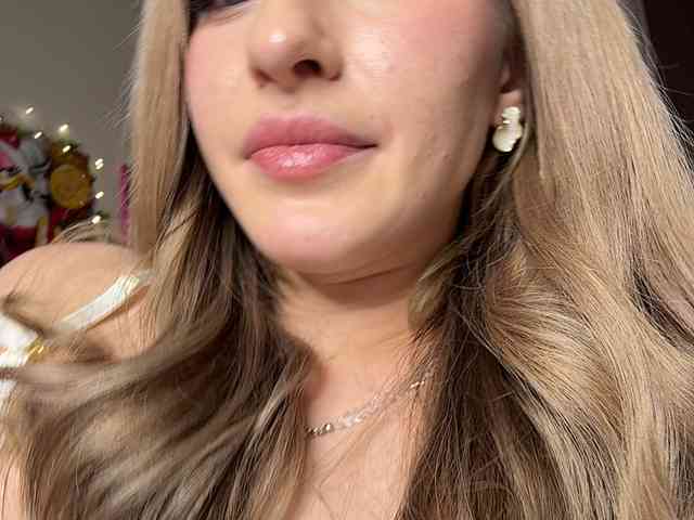 VictoriaBix webcam