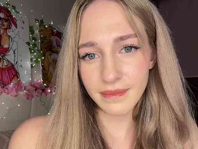VictoriaBix webcam