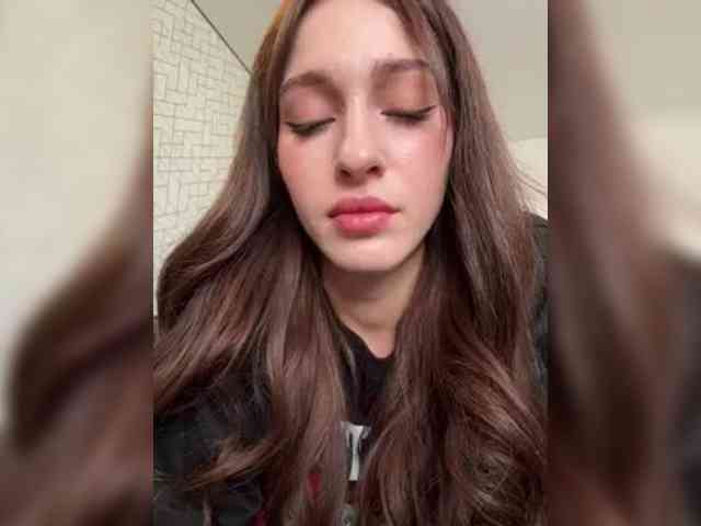 VictoriaBix webcam