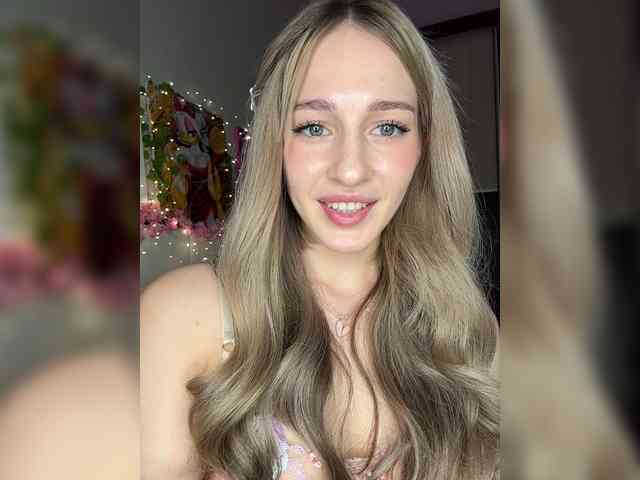 VictoriaBix webcam