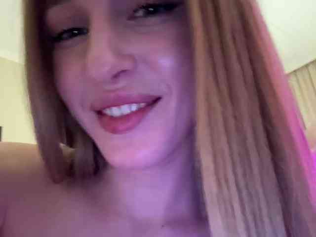 VictoriaBix webcam