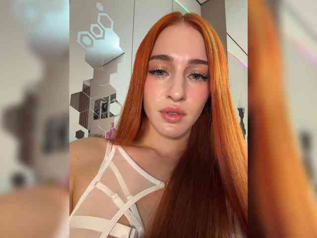 VictoriaBix webcam
