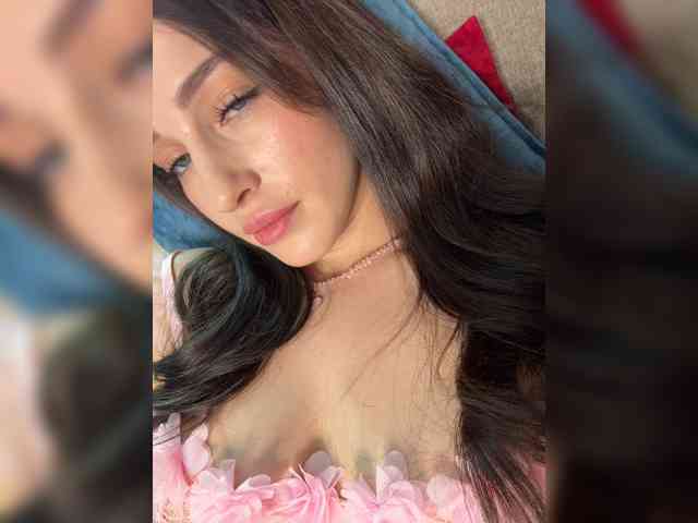 VictoriaBix webcam