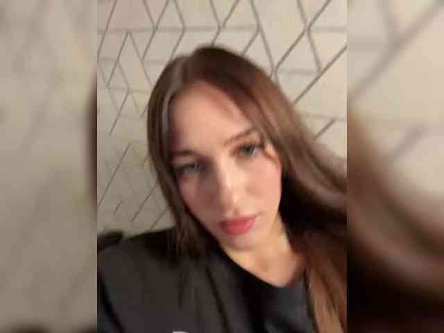 VictoriaBix webcam