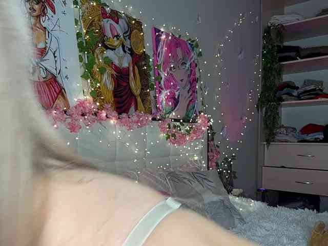 VictoriaBix webcam