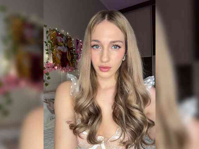 VictoriaBix webcam